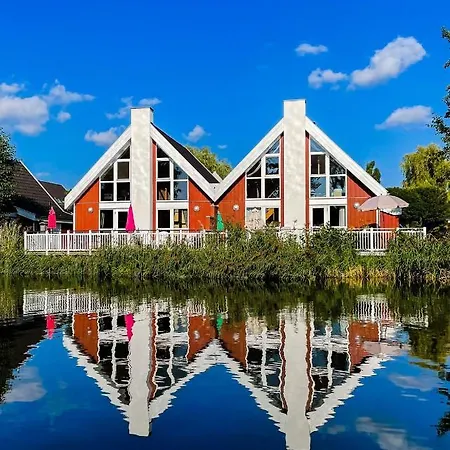 Mit Wasserterrasse - Mit Sauna Und Kamin - Inklusive Nebenkosten