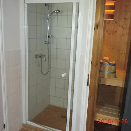 بيت للعطل Mit Wasserterrasse - Mit Sauna Und Kamin - Inklusive Nebenkosten ويندستش ريتز